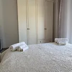 Clara 5 *