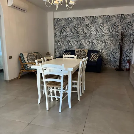 Clara 5 Apartment *