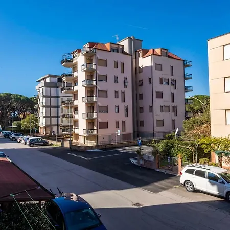 Apartment Clara 5 Follonica